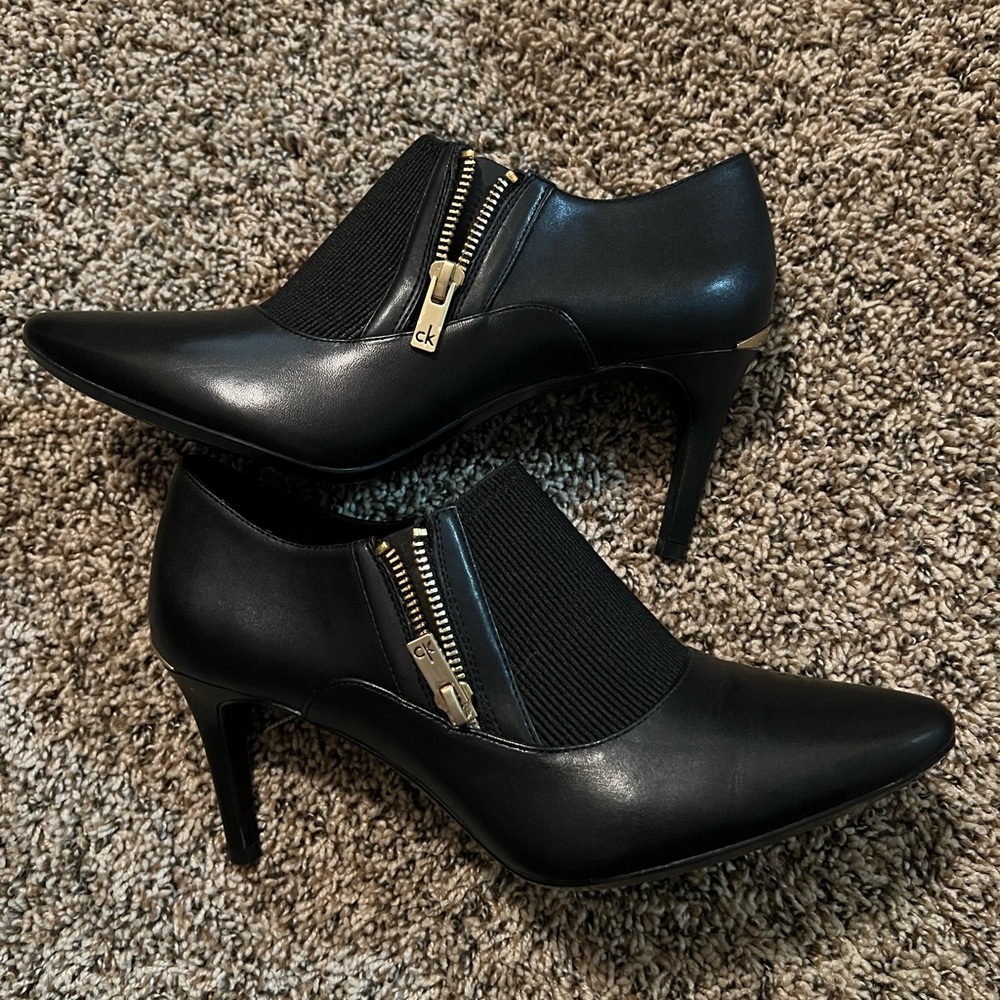 Size 9 Calvin Klein Heels